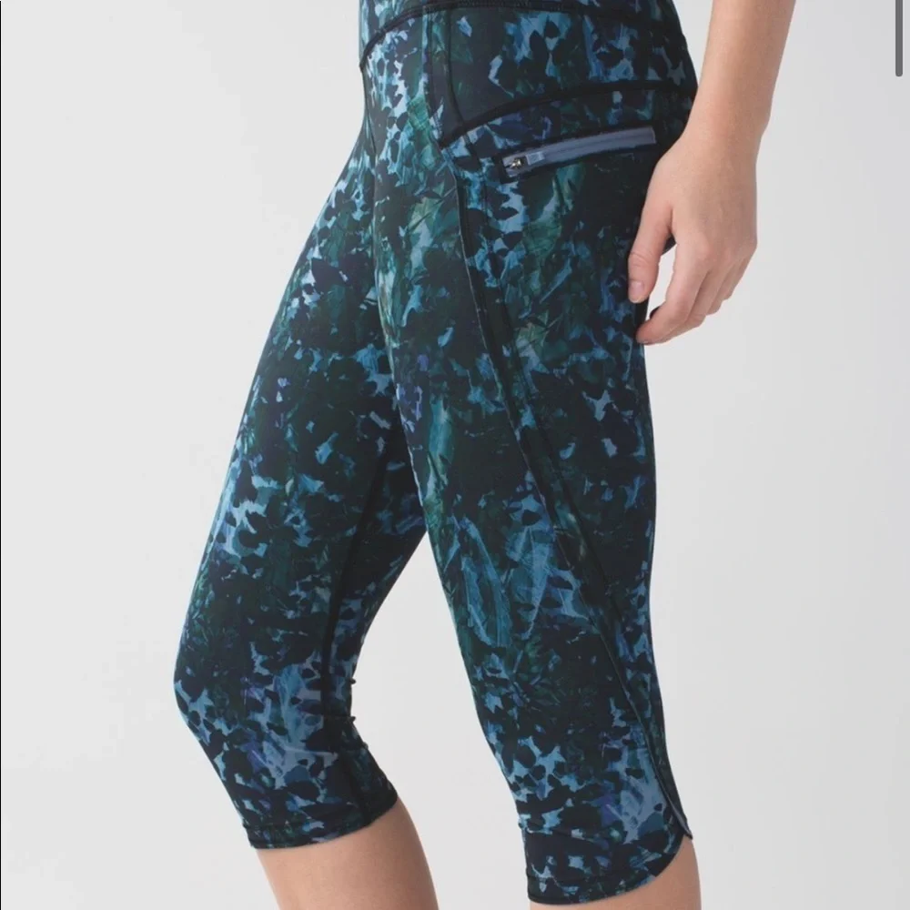 Lululemon crop leggings